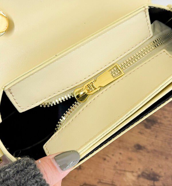 fredy emue「ソリッドカラーポシェット」|ショルダー・メッセンジャー|