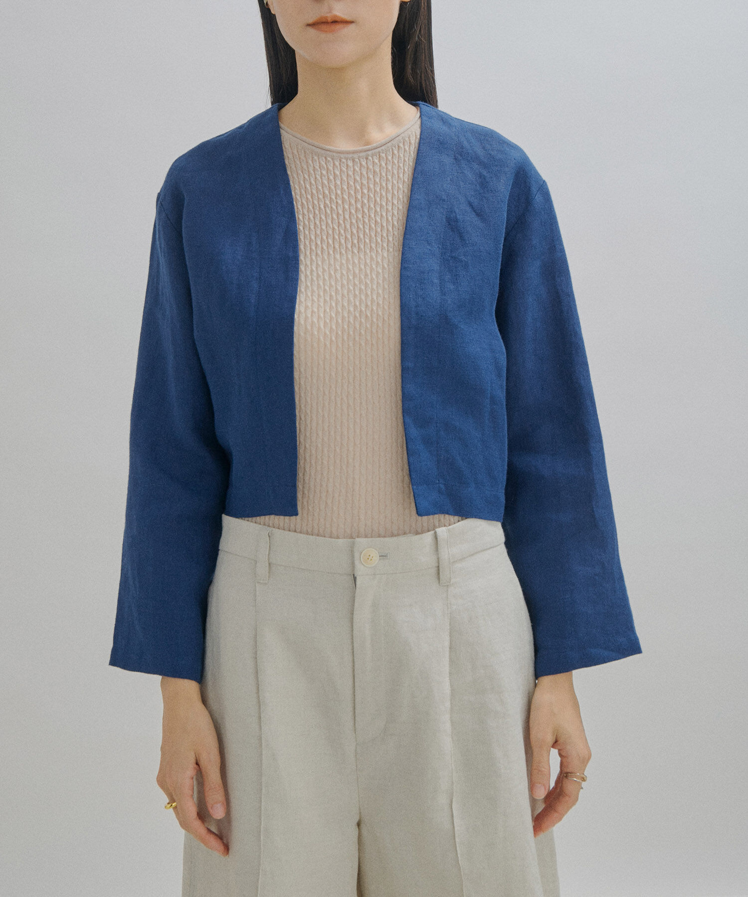 SALON adam et rope'「【Alderney（アルダニー）】ノーカラーブルージャケット」|ノーカラージャケット|