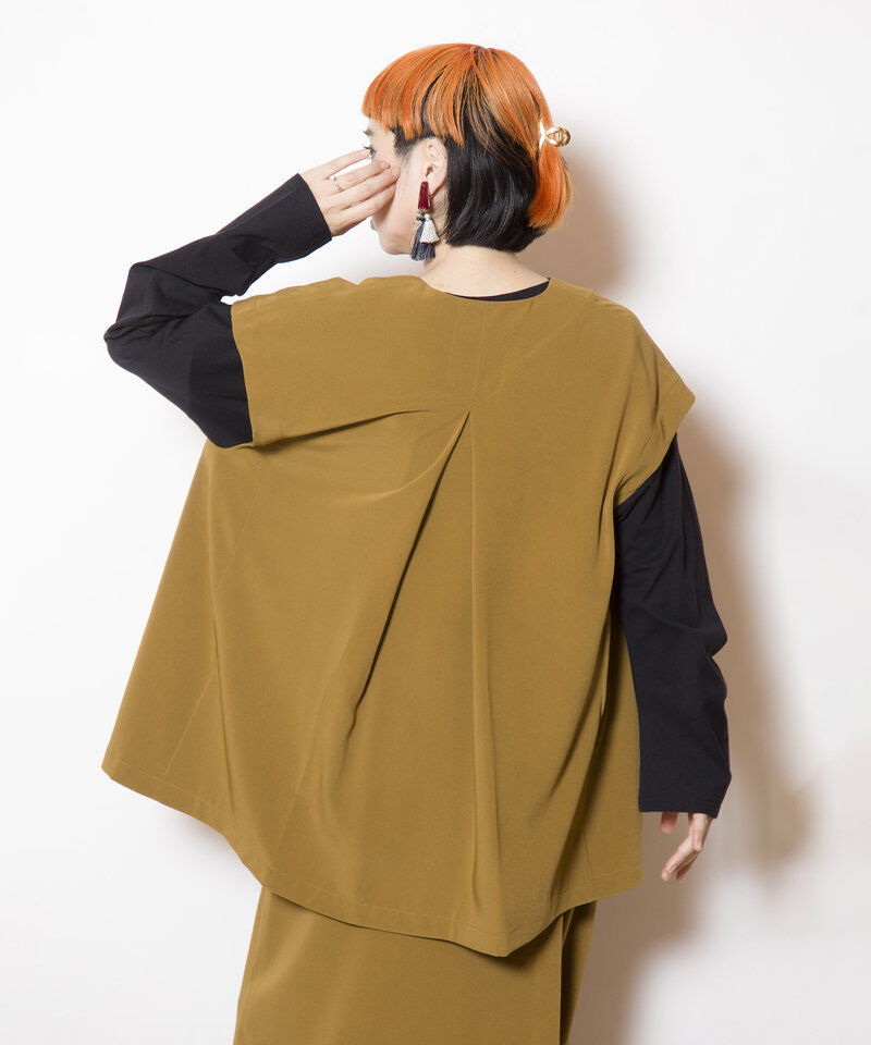  「バックタックジレ」|ベスト・ジレ|