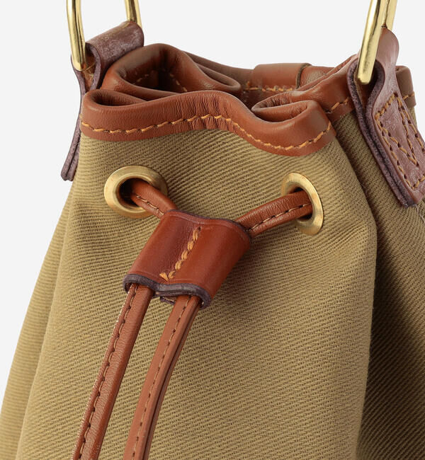 Brady「Brady | ELY」|ショルダー・メッセンジャー|