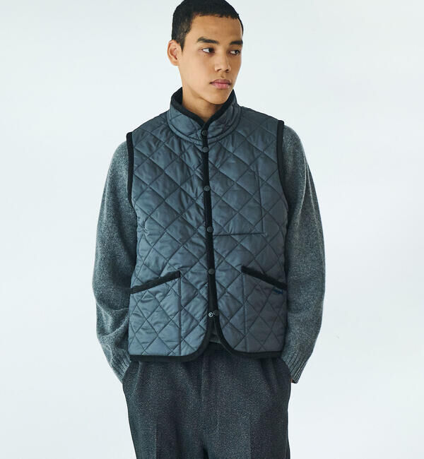  「LAVENHAM | 〈別注〉 スタンドカラー キルティングベスト MEN」|ダウンベスト・ベスト|BLACK