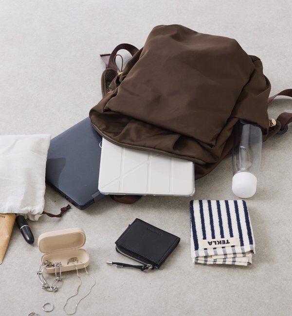  「【強撥水/大容量/PC収納ポケット付】撥水10ポケットリュック」|トートバッグ|