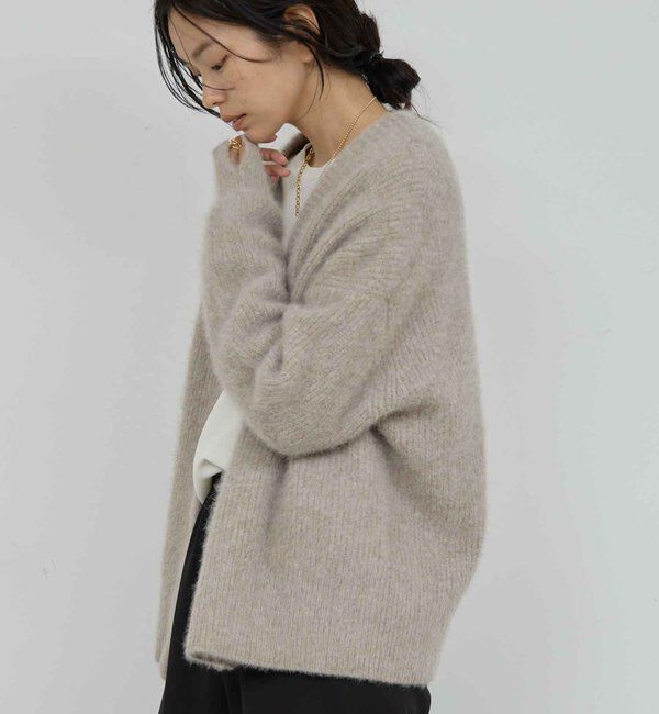  「ファーVネックカーディガン」|ニット・セーター|
