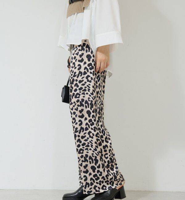  「ワイドドロストサテンパンツ」|チノ|