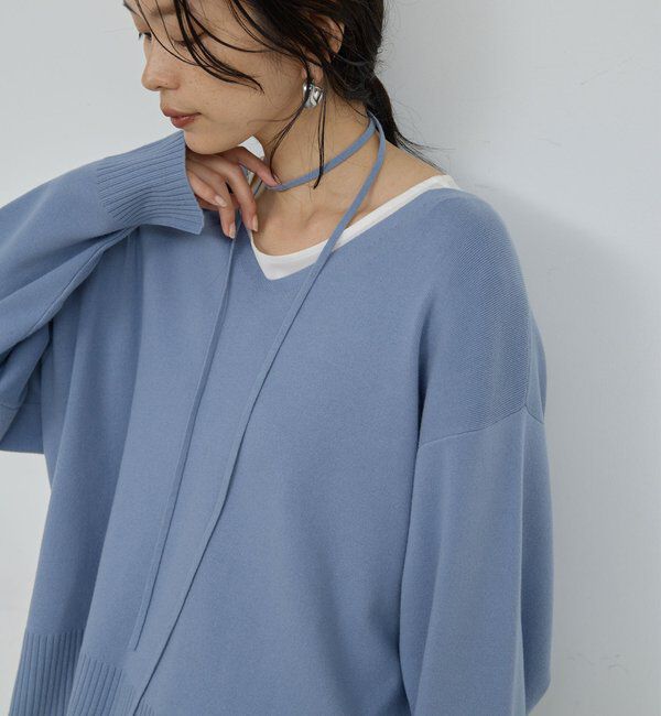  「【CHIKAコラボ】【着やせ&times;時短おしゃれ】タイ付き総針Vネックニット」|ニット・セーター|