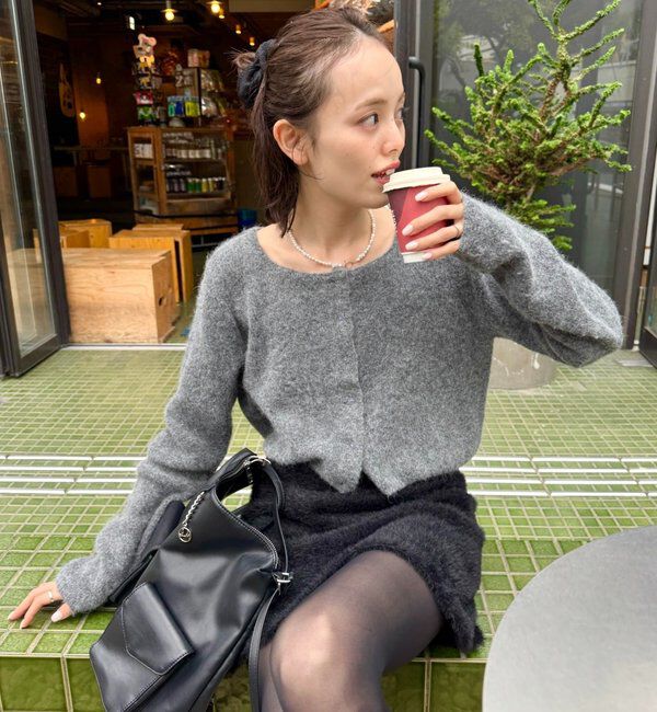  「スクエアネックニットカーディガン」|カーディガン|