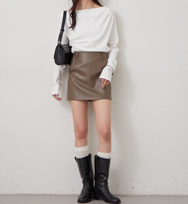  「チャーム付きオフショルリブロングTシャツ」|Tシャツ・カットソー|