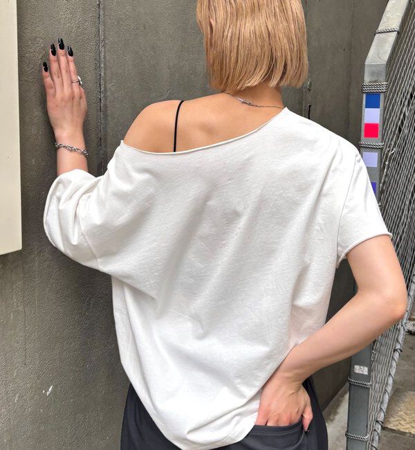  「【新色追加】エリオットオフショルTEE」|Tシャツ・カットソー|