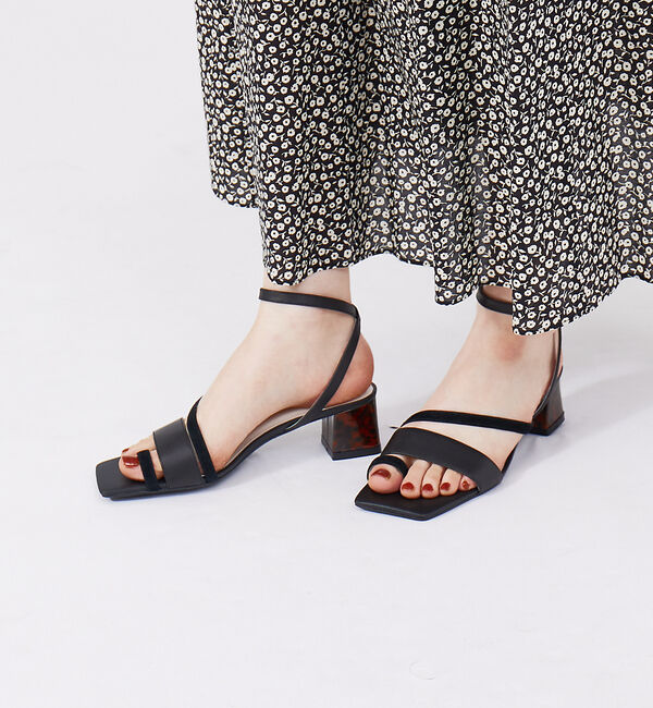 AU BANNISTER「アンクルストラップトングサンダル」|サンダル|