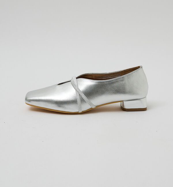 AU BANNISTER「ストラップソフトレザーフラットパンプス」|その他|