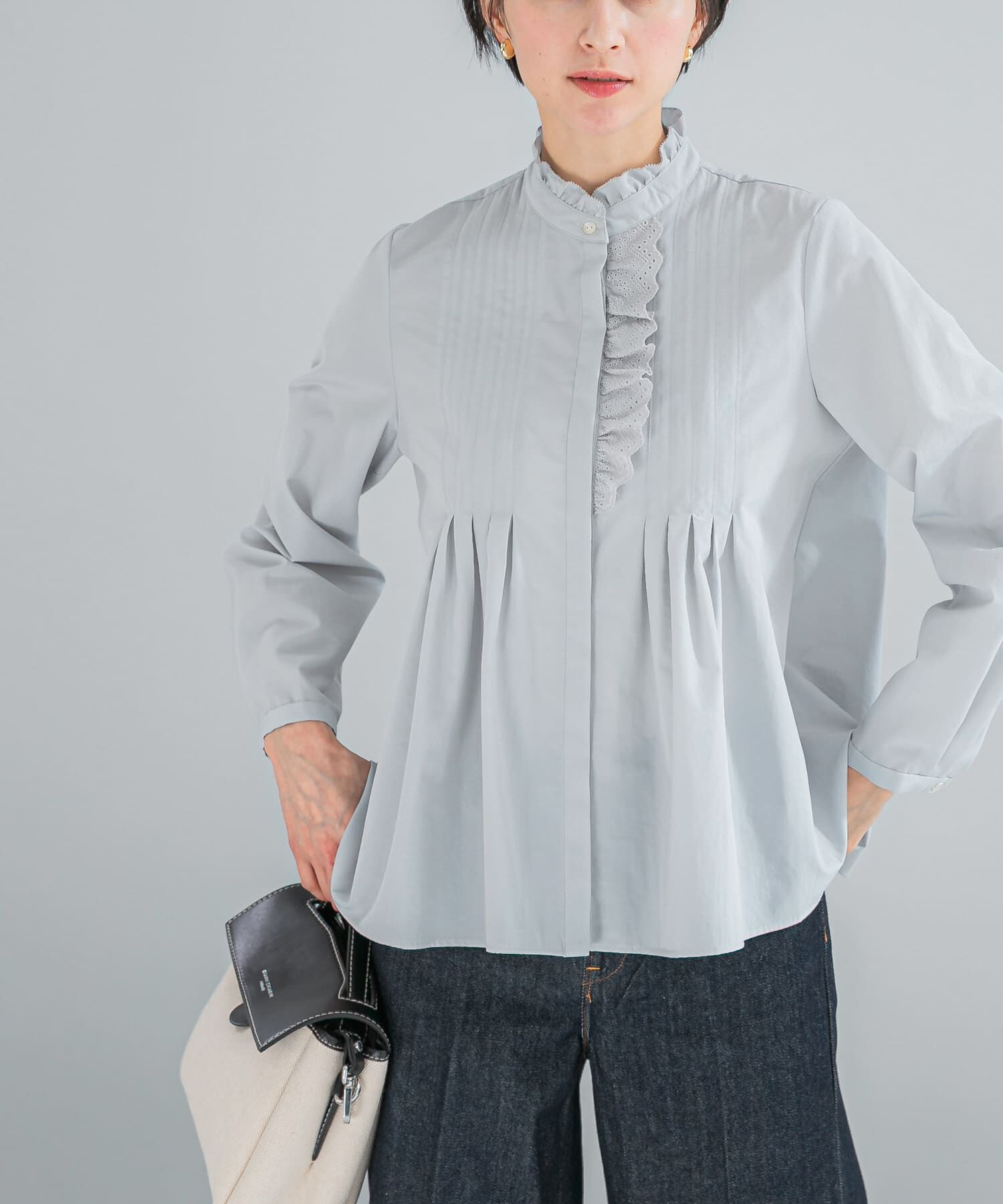 URBAN RESEARCH ROSSO「『WEB限定』フリルネックレースデザインシャツブラウス」|シャツ・ブラウス|グレー系その他