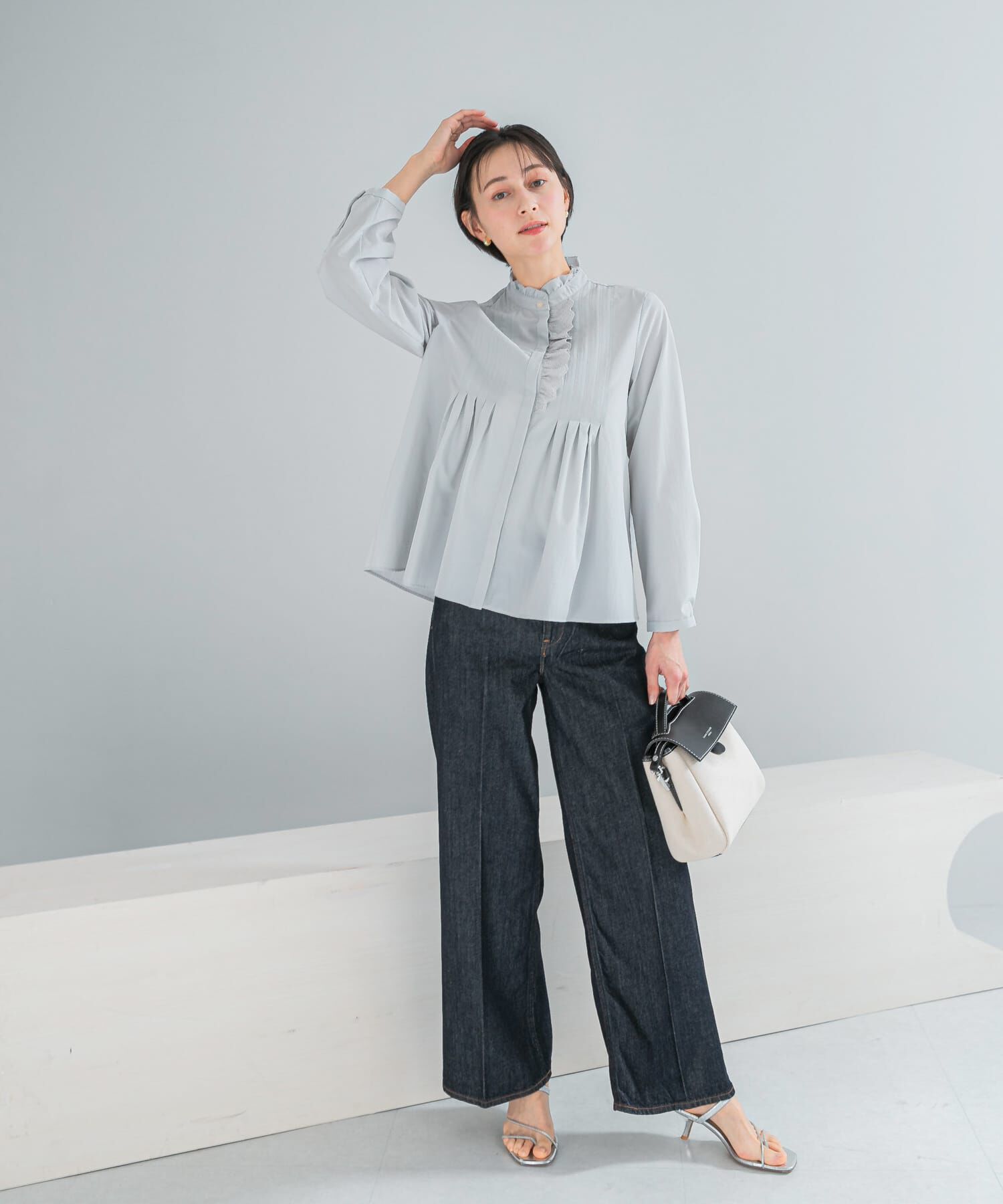 URBAN RESEARCH ROSSO「『WEB限定』フリルネックレースデザインシャツブラウス」|シャツ・ブラウス|