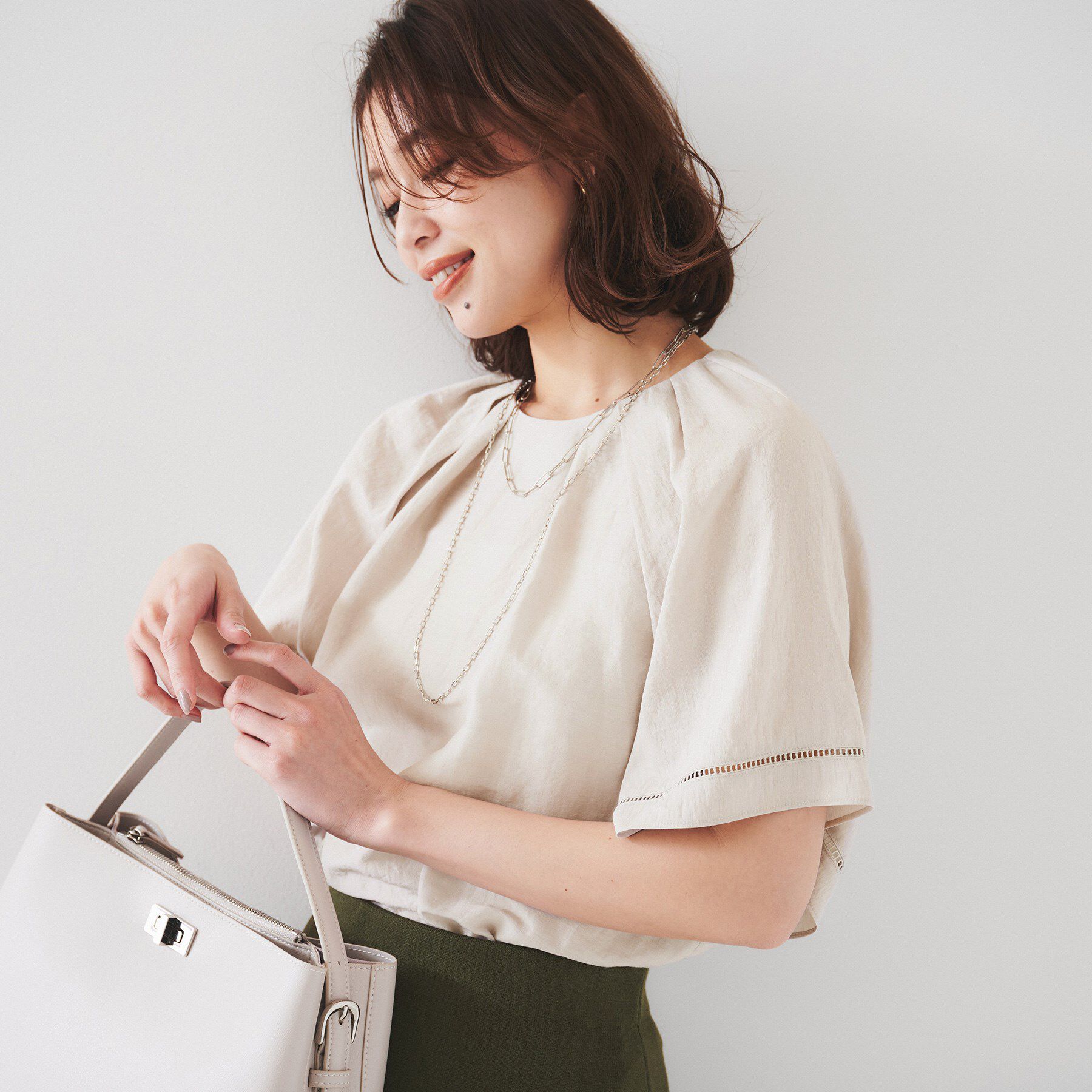 UNTITLED「【セットアップ可能】リネン混 タックブラウス」|シャツ・ブラウス|