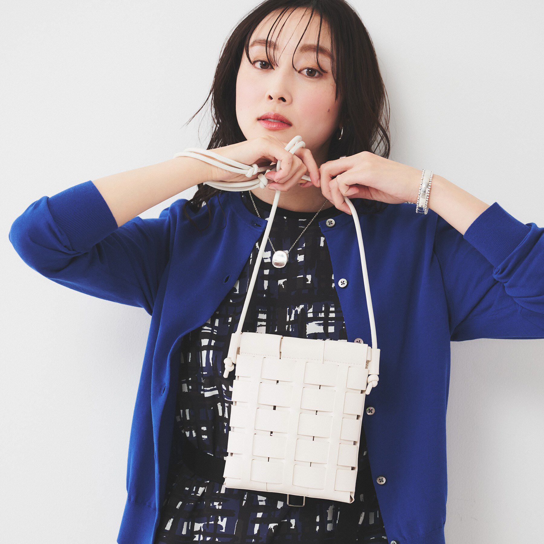 UNTITLED「メッシュサコッシュ」|ショルダー・メッセンジャー|