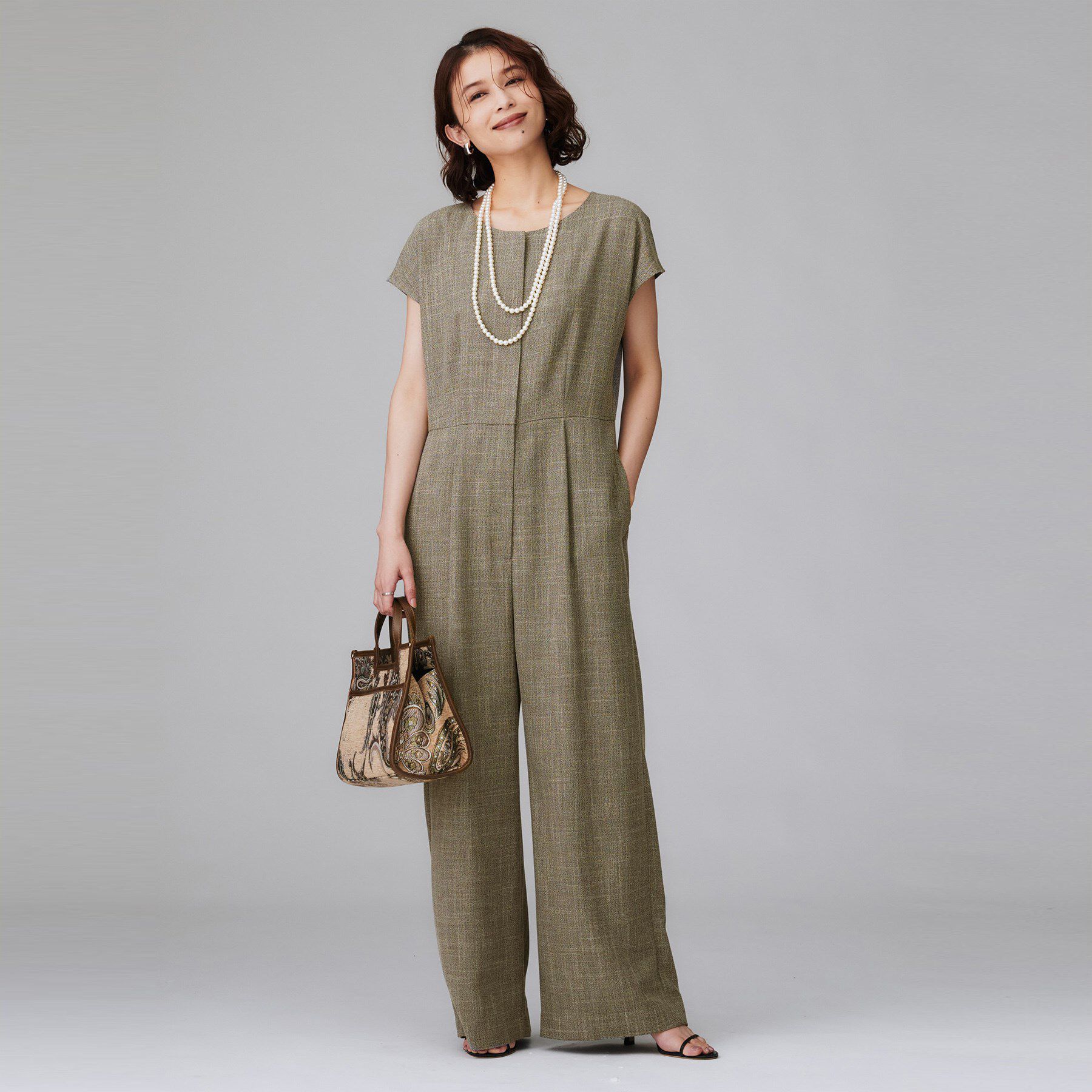 UNTITLED「【接触冷感/オールインワン/洗える】梳毛調合繊コンビネゾン」|オールインワン|