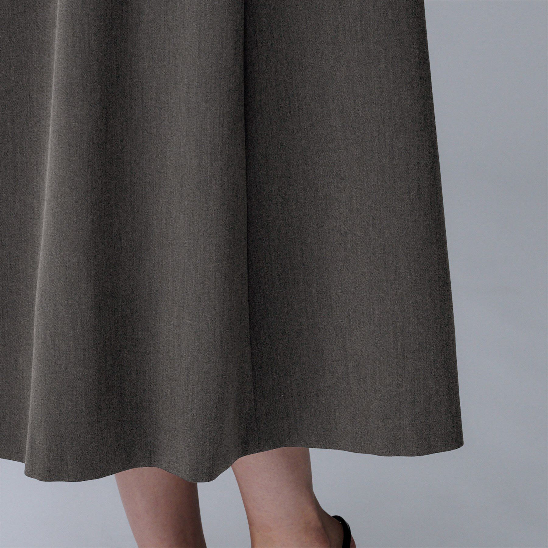 UNTITLED「【Aライン/ワンピース】Vネックジャンパースカート」|ワンピース|