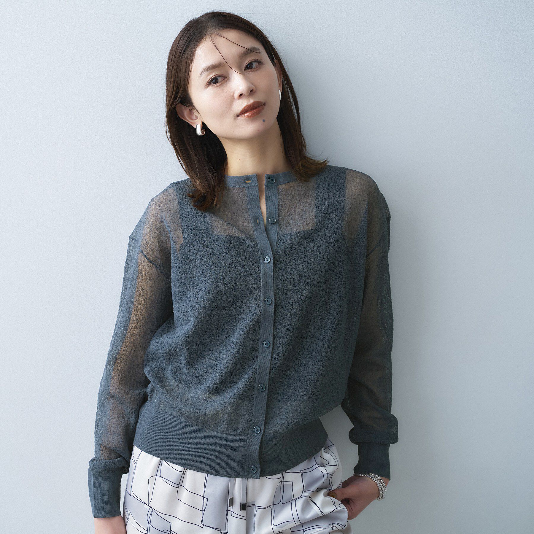 UNTITLED「シアーニットカーディガン」|カーディガン|チャコールグレー(0