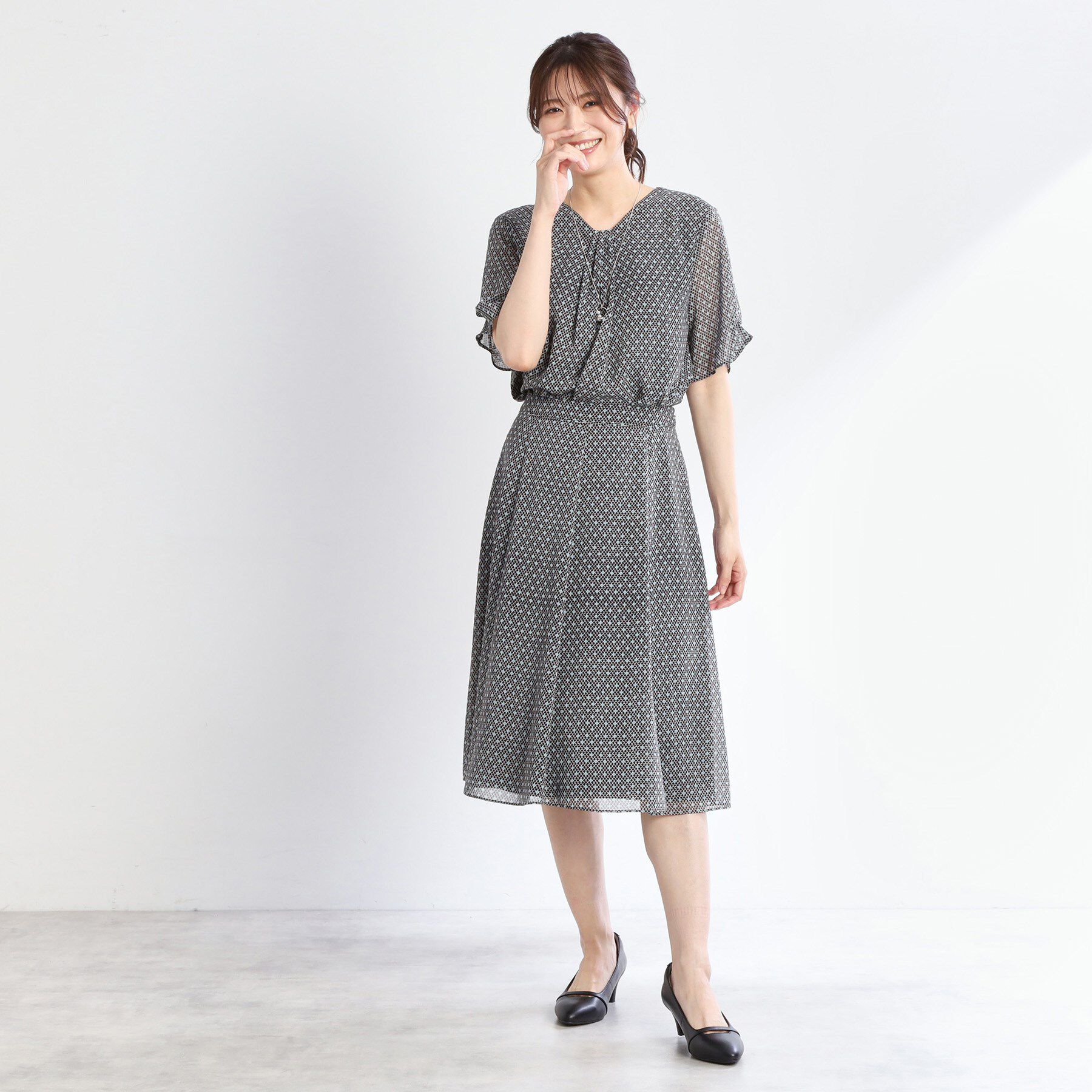 Reflect「【マシンウォッシュ可／セットアップ可】コツキ柄プリントブラウス」|シャツ・ブラウス|