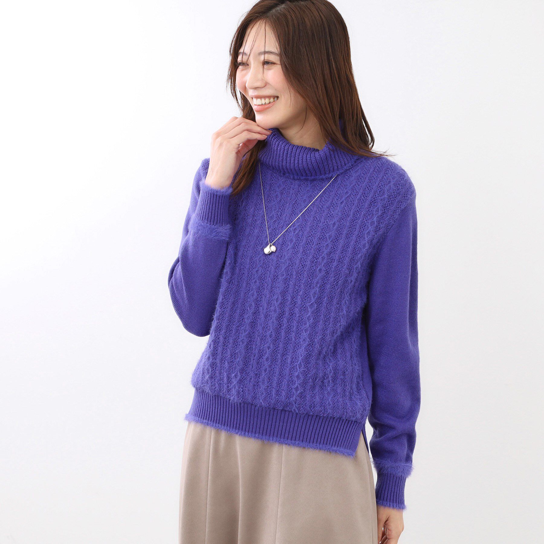 Reflect「【ほんのりラメ感◎】ふわふわフェザーヤーンハイネックニット」|ニット・セーター|