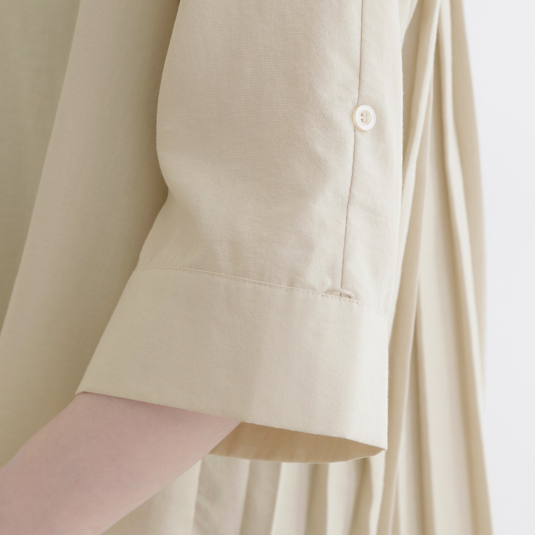 grove「【2WAY】1枚でも羽織っても。使える大人のシャツスタイル」|シャツ・ブラウス|