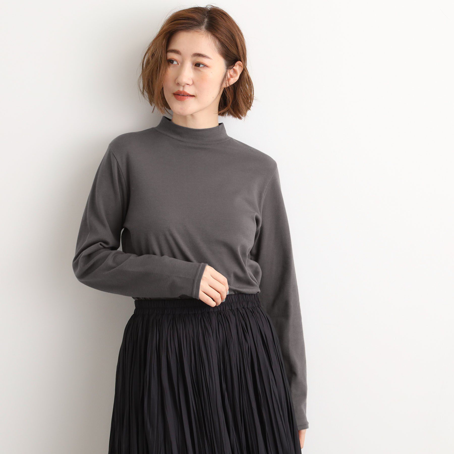 grove「【吸湿発熱】秋冬のレイヤードを格上げ　コットンハイネックプルオーバー」|Tシャツ・カットソー|チャコールグレー(0