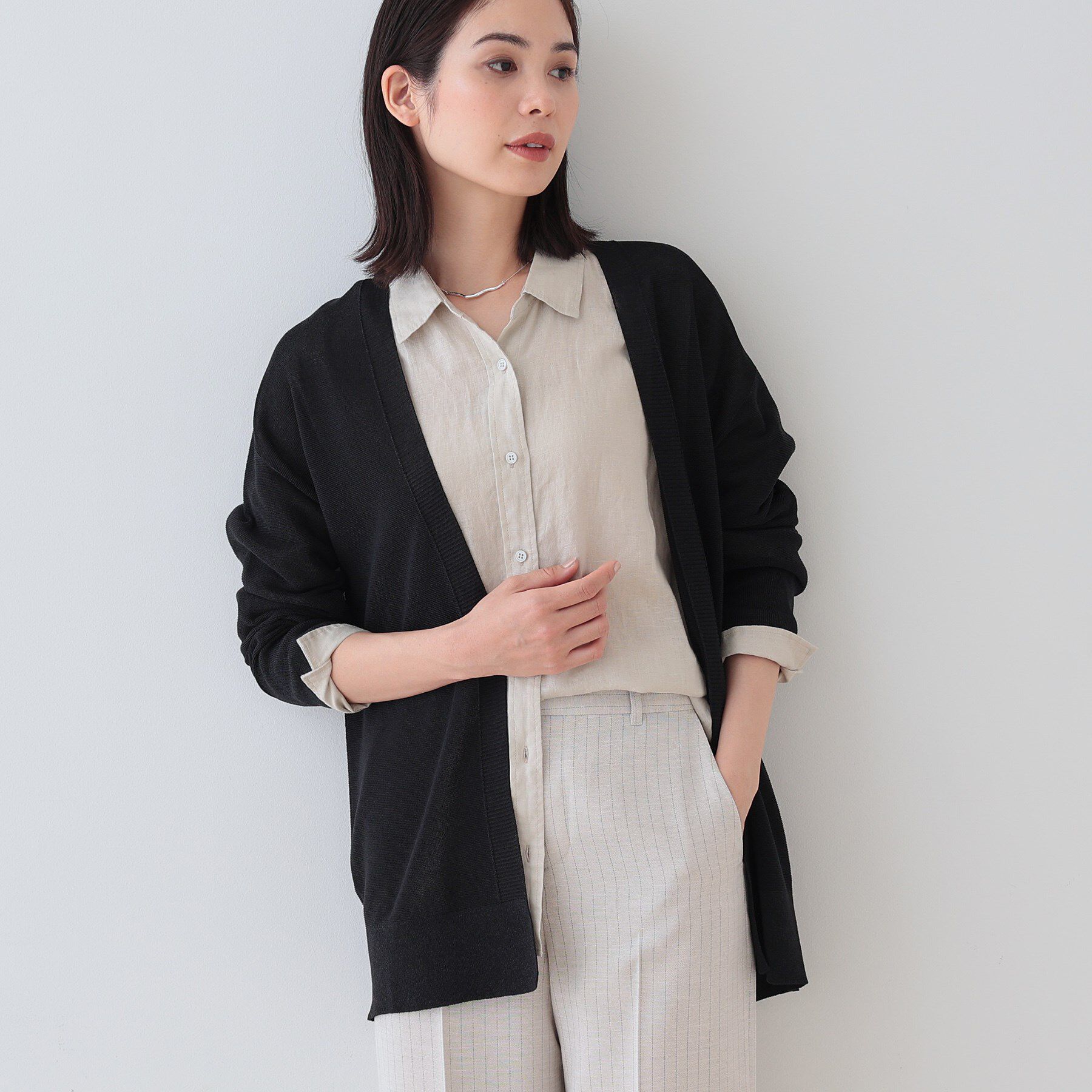 INDIVI「【洗える／和紙混素材】ドライタッチニットカーディガン」|カーディガン|ブラック(019)