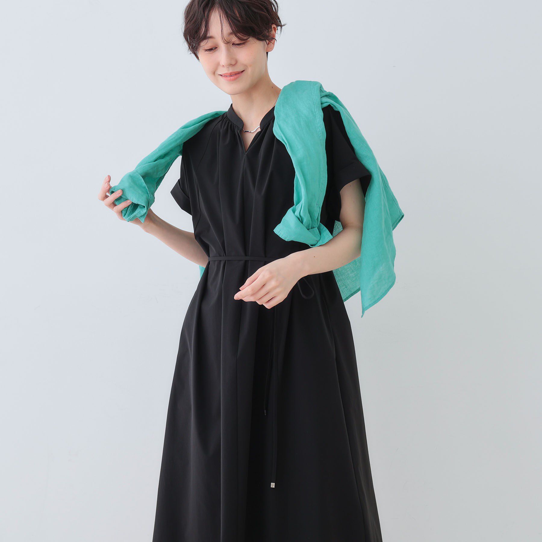 INDIVI「【通気性◎撥水／UV／接触冷感】アクティブワンピース」|ワンピース|ブラック(019)