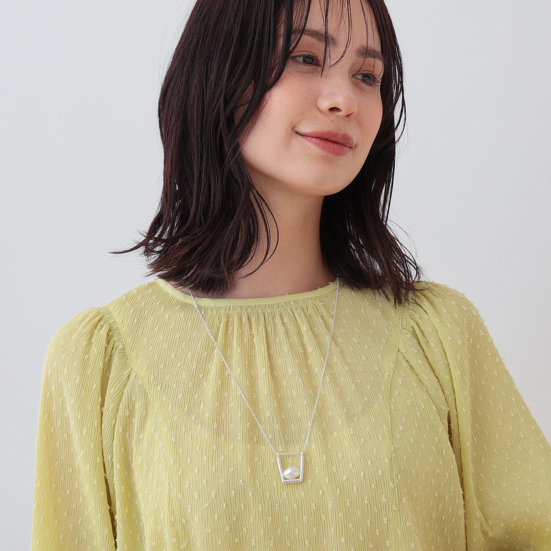 INDIVI「スクエアトップロングネックレス」|ネックレス|