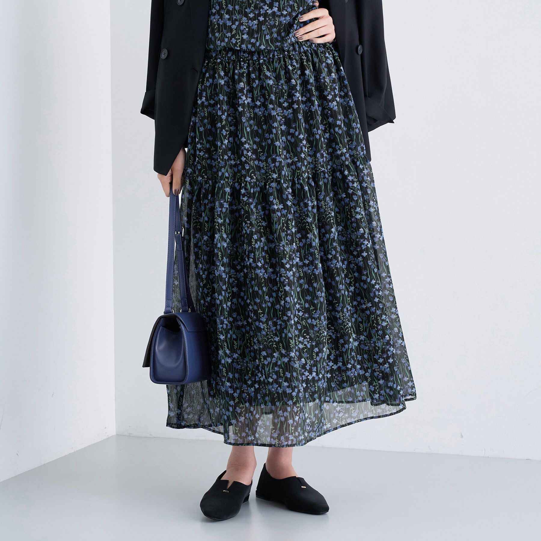 INDIVI「【秋映え柄/セットアップ可能】フラワーシフォンスカート」|スカート|