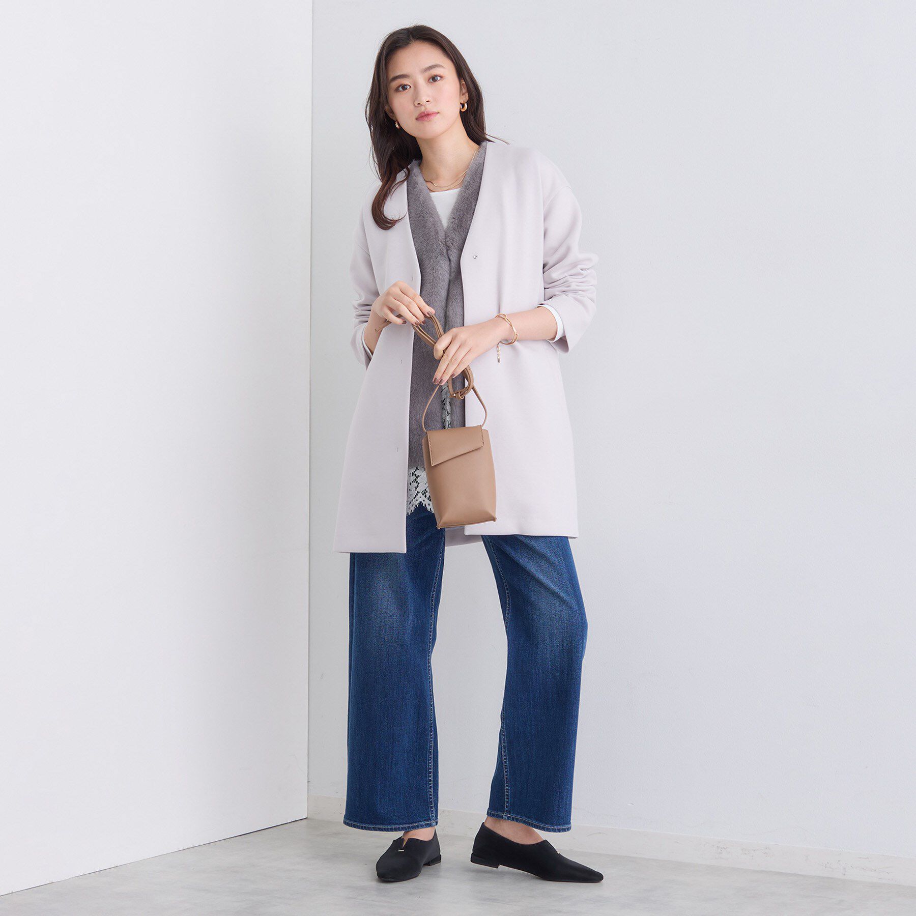 INDIVI「【秋／軽羽織り】ノーカラーミドル丈ライトコート」|ノーカラージャケット|