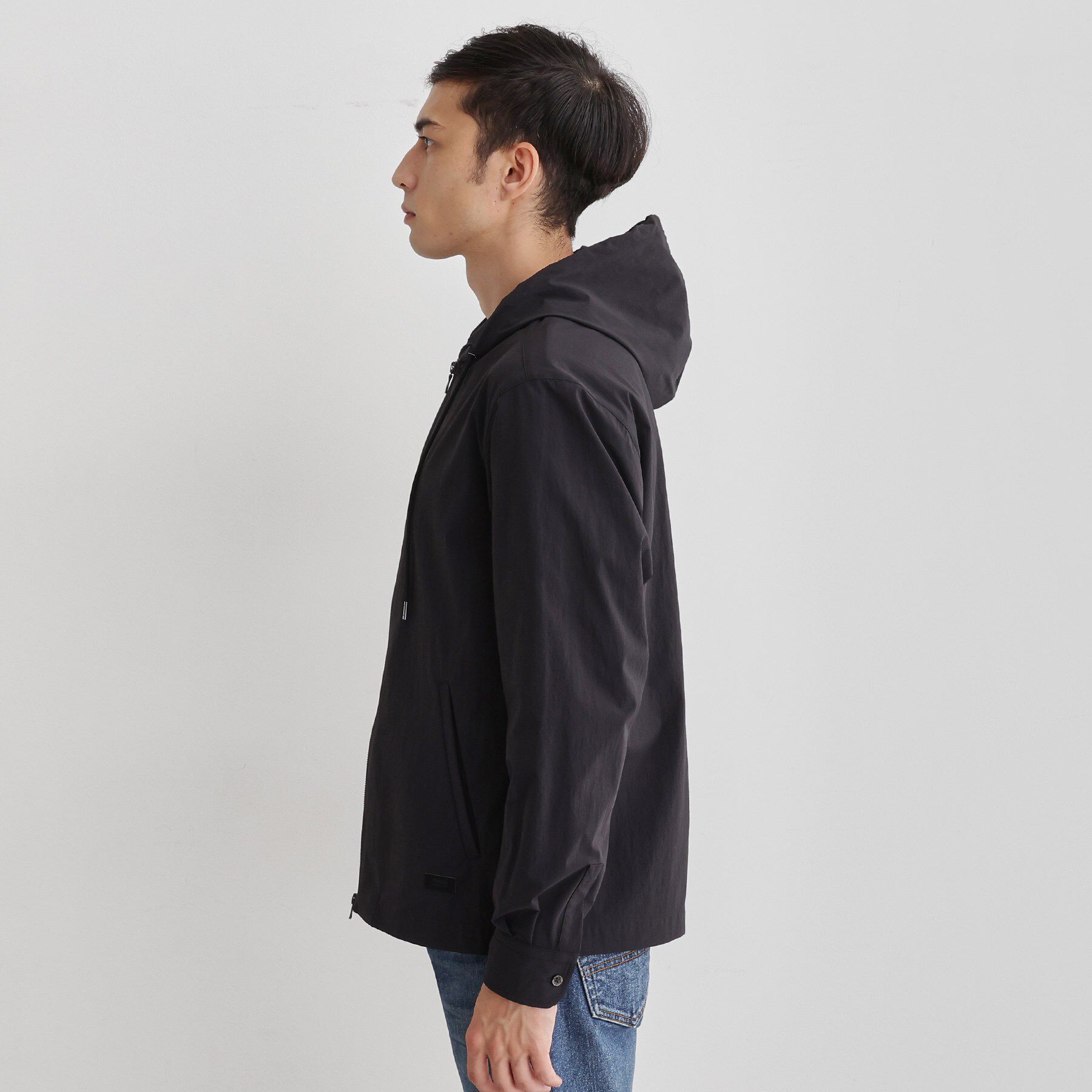 TAKEO KIKUCHI「【3D ナイロン ストレッチ】ジップアップ フードブルゾン」|ブルゾン・スタジャン|
