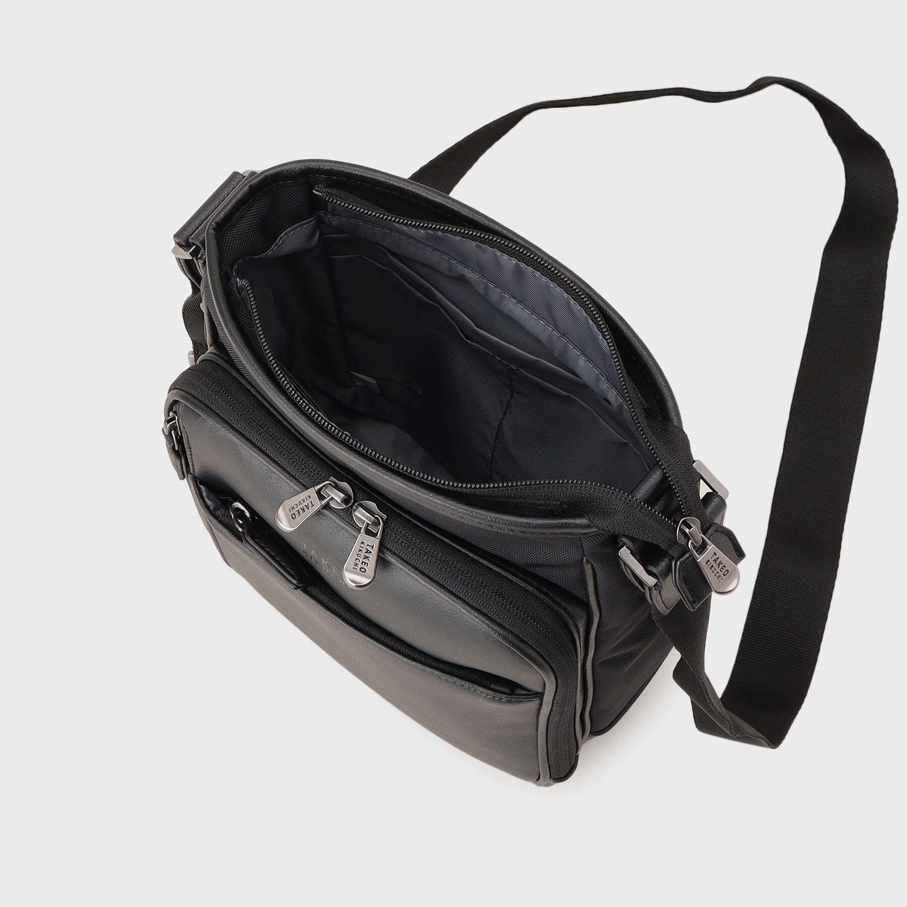 TAKEO KIKUCHI「【撥水機能】 CORDLEY（R）スマートショルダー」|ショルダー・メッセンジャー|