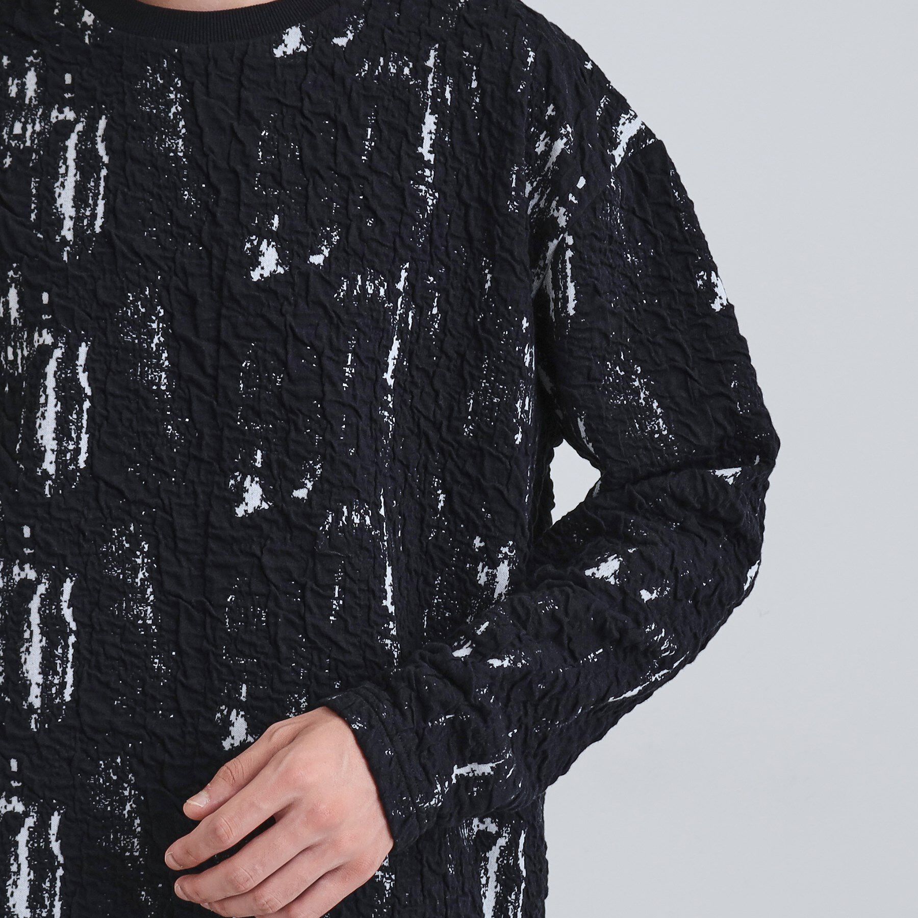 tk.TAKEO KIKUCHI「アブストラクトふくれジャカードプルオーバー」|Tシャツ・カットソー|