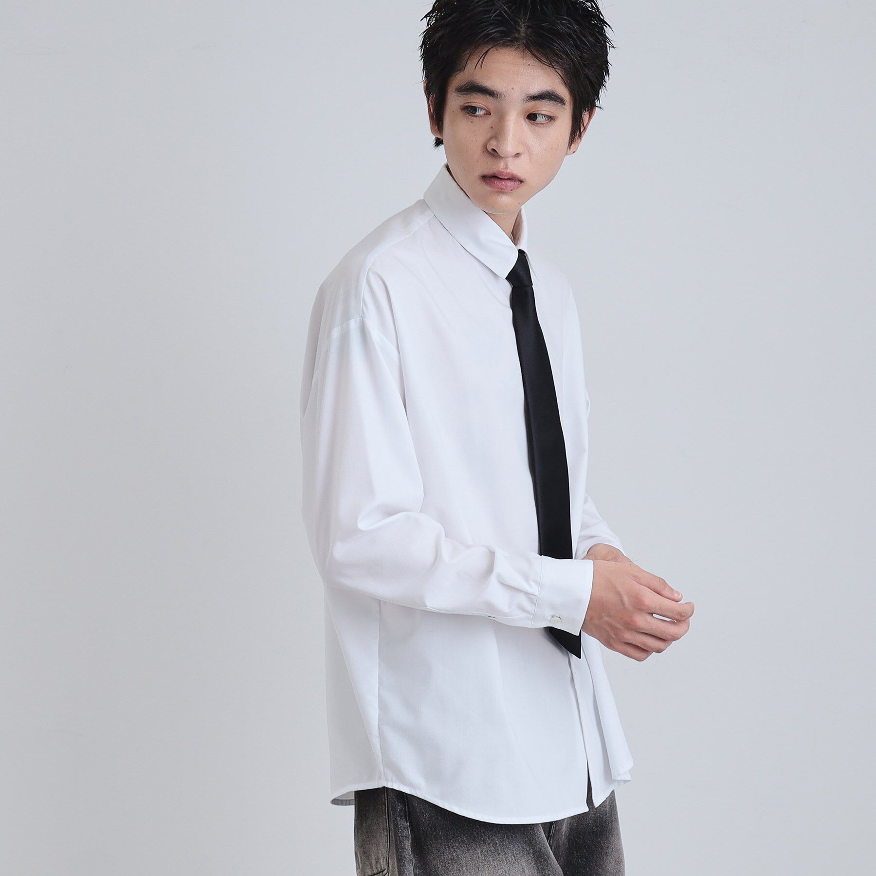 tk.TAKEO KIKUCHI「【ネクタイ付き】グランパシャツ」|シャツ・ブラウス|