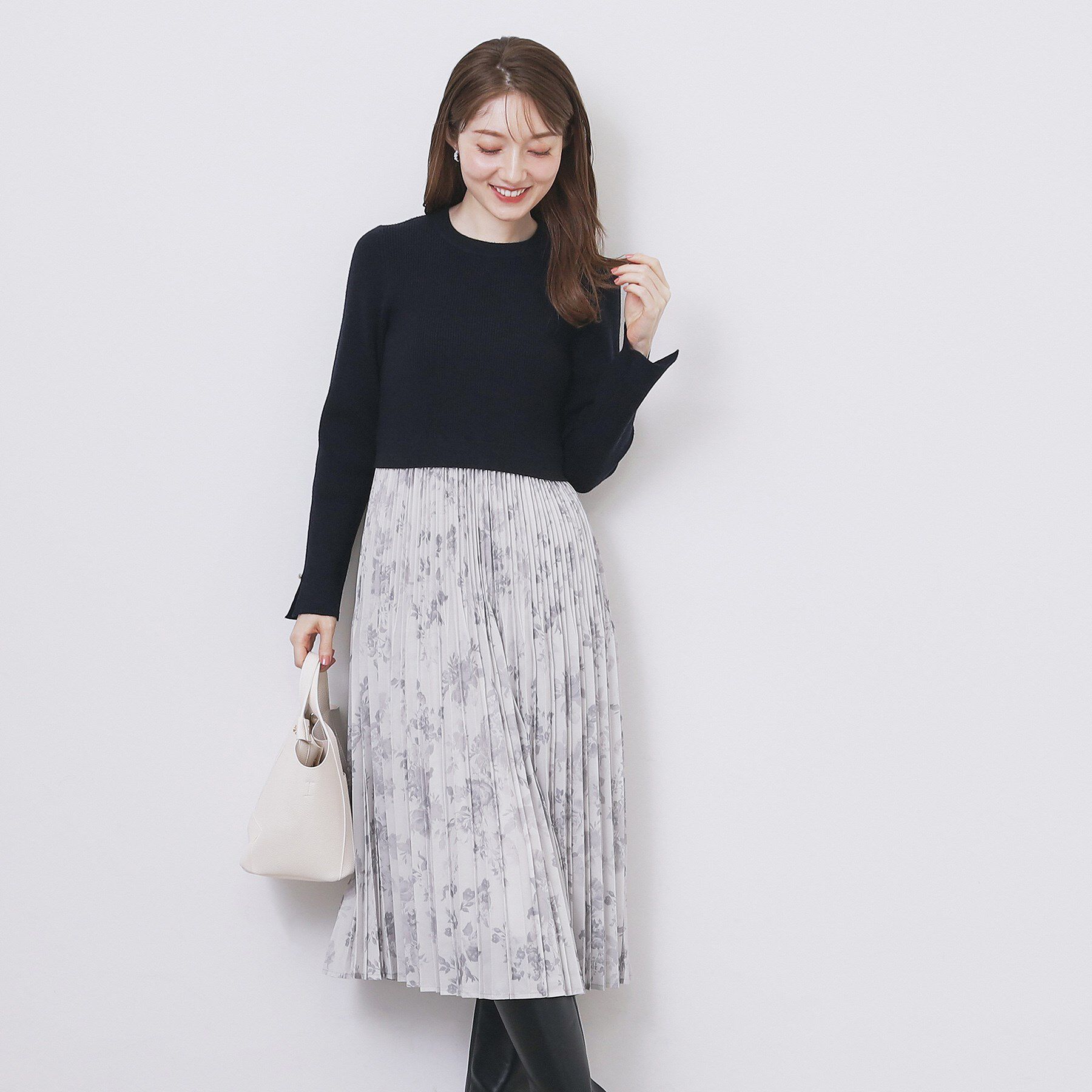 index「フラワープリーツドッキングニットワンピース【洗濯機OK】」|ワンピース|