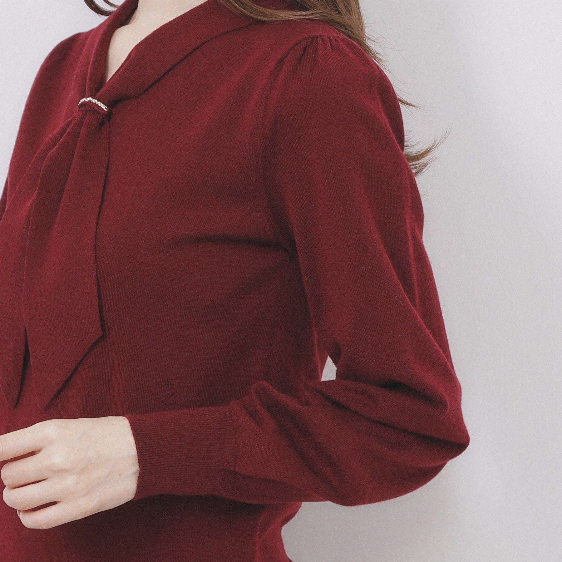 index「ゴールドパーツ付きボウタイニット【洗濯機OK】《10col/XS～LL》」|ニット・セーター|