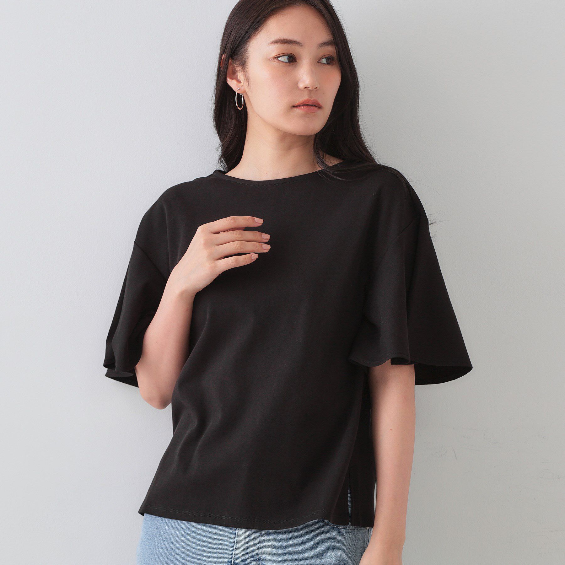 OPAQUE.CLIP「《S-LLサイズ》フレアスリーブカッソー【UV/接触冷感/洗濯機洗い可】」|Tシャツ・カットソー|ブラック(019)