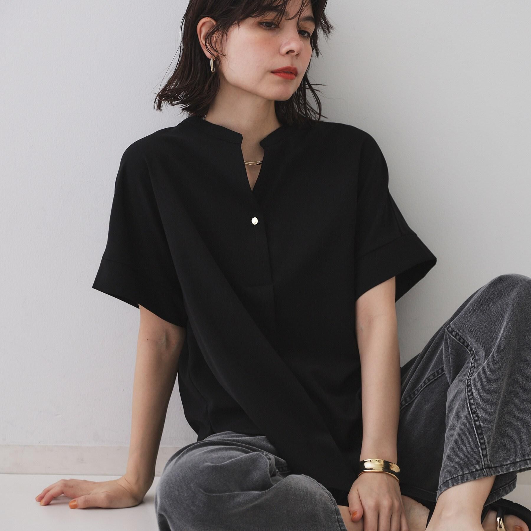 OPAQUE.CLIP「《5色展開/SS-LLサイズ》スキッパー金ボタンブラウス/セットアップ対応【防シワ/ストレッチ/洗濯」|シャツ・ブラウス|