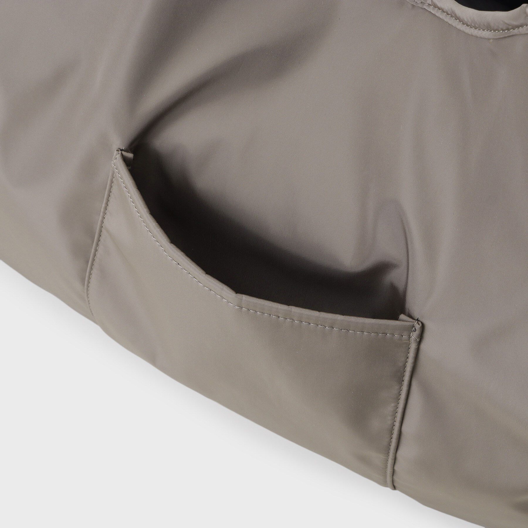 OPAQUE.CLIP「【軽量/A4サイズ対応】ロープハンドルドロストBIGトートバッグ」|トートバッグ|