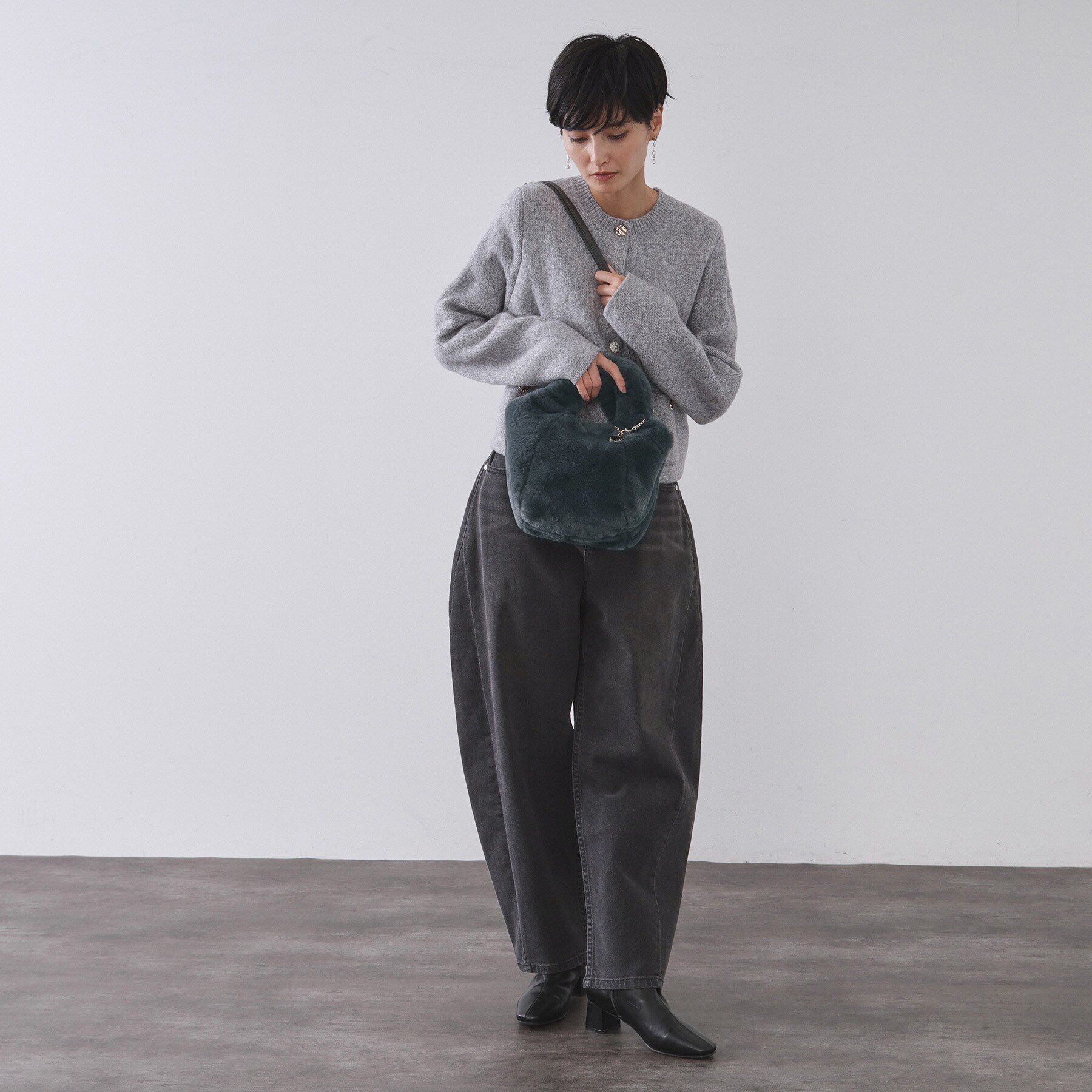 OPAQUE.CLIP「【2WAY】フェイクファーミドルトートバッグ」|トートバッグ|