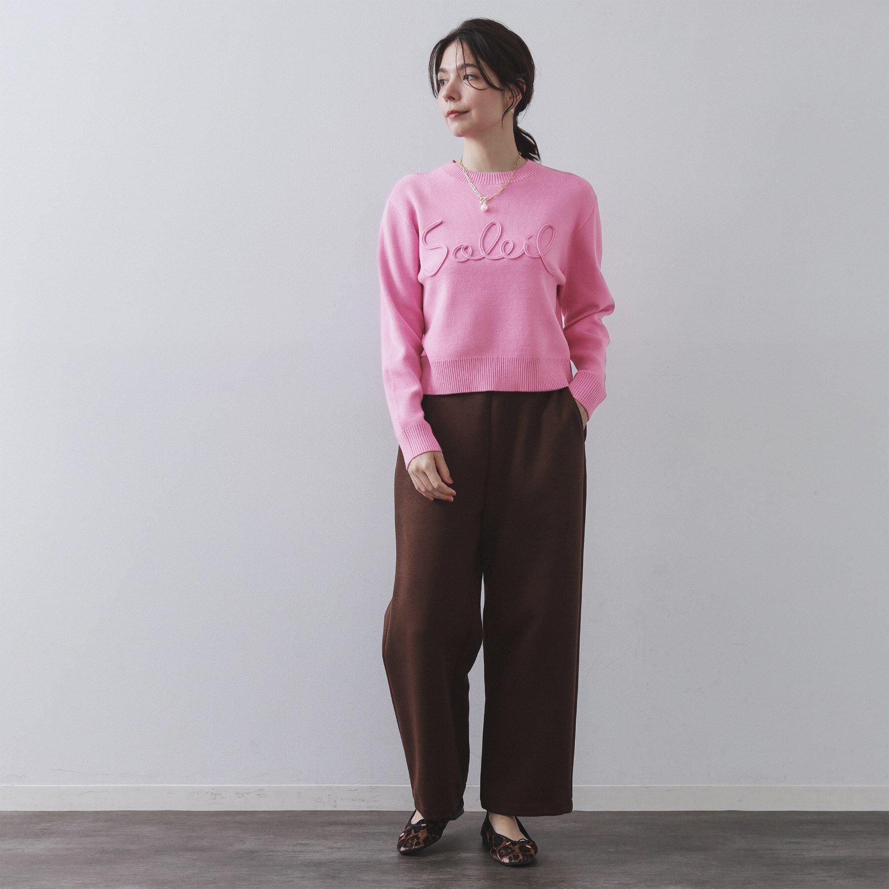 OPAQUE.CLIP「チェーン刺繍ロゴニット【洗濯機OK】」|ニット・セーター|