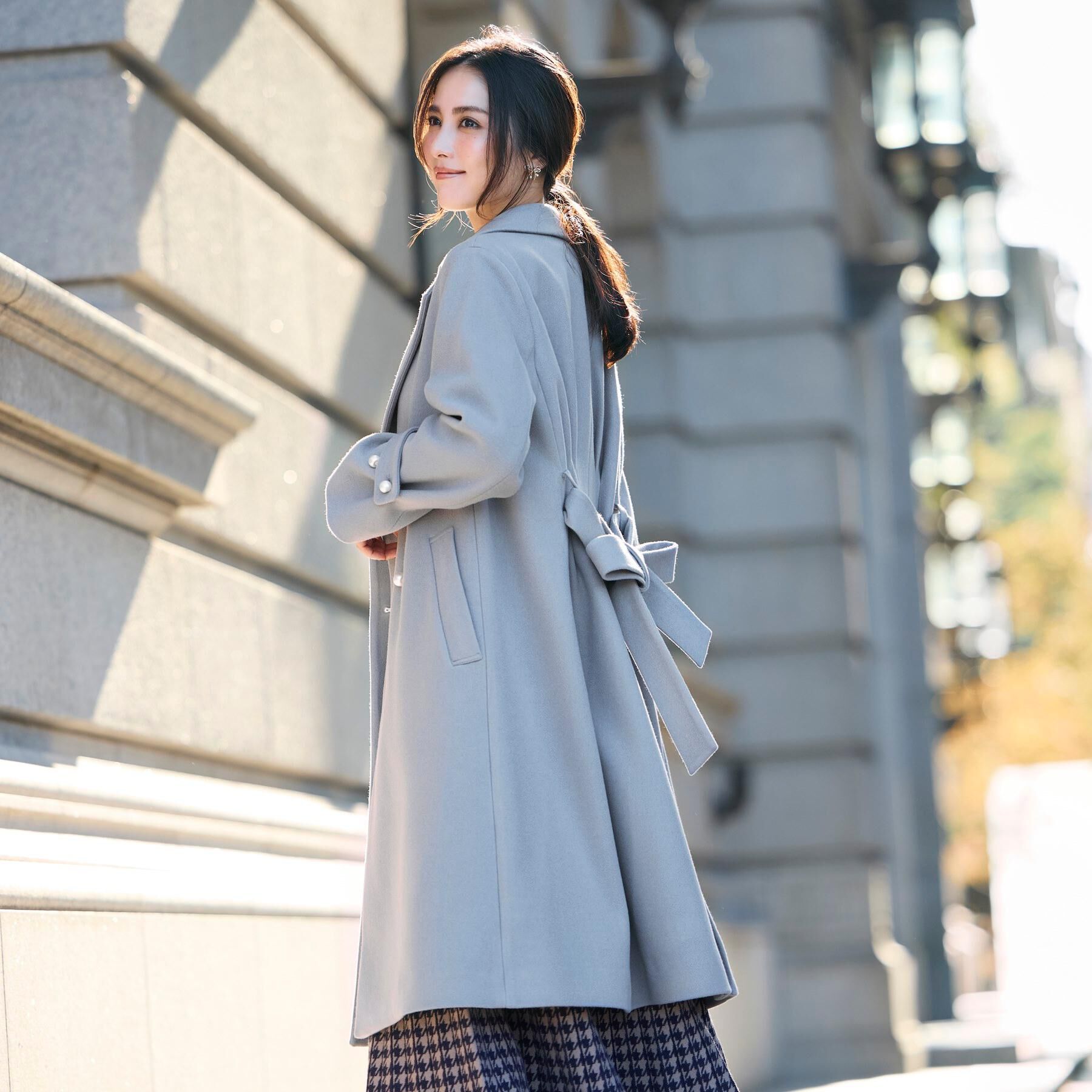 Couture broach「【大人上品・ベルト付き】パール調釦チェスターコート」|チェスターコート|