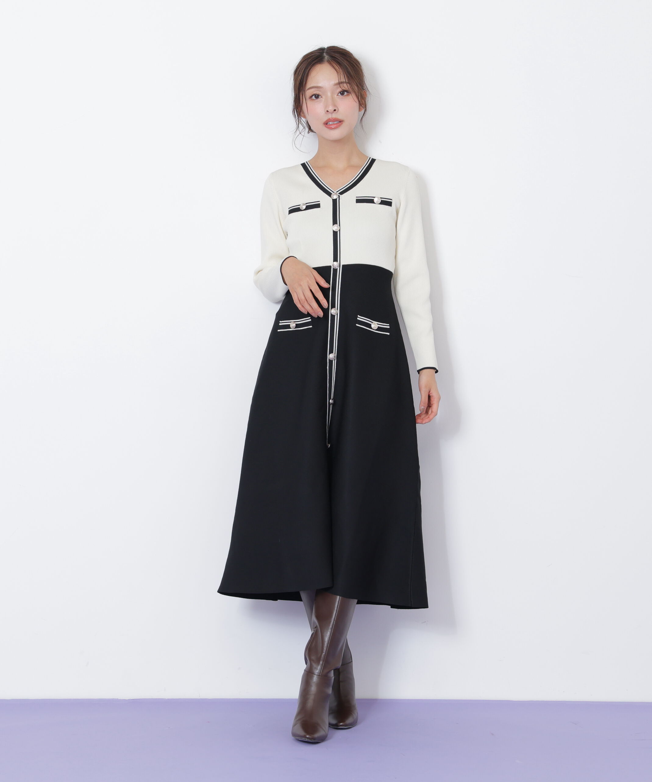  「Vネック配色ラインフレアワンピース」|ワンピース|