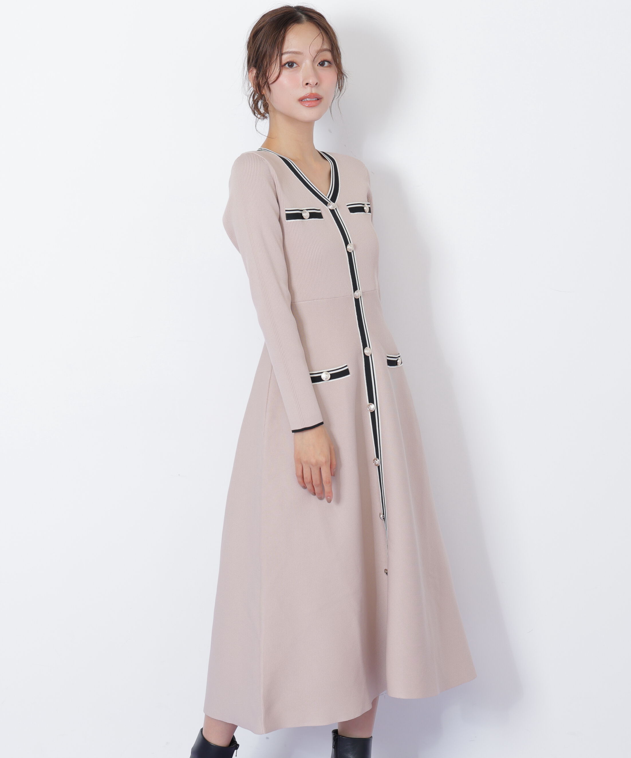  「Vネック配色ラインフレアワンピース」|ワンピース|