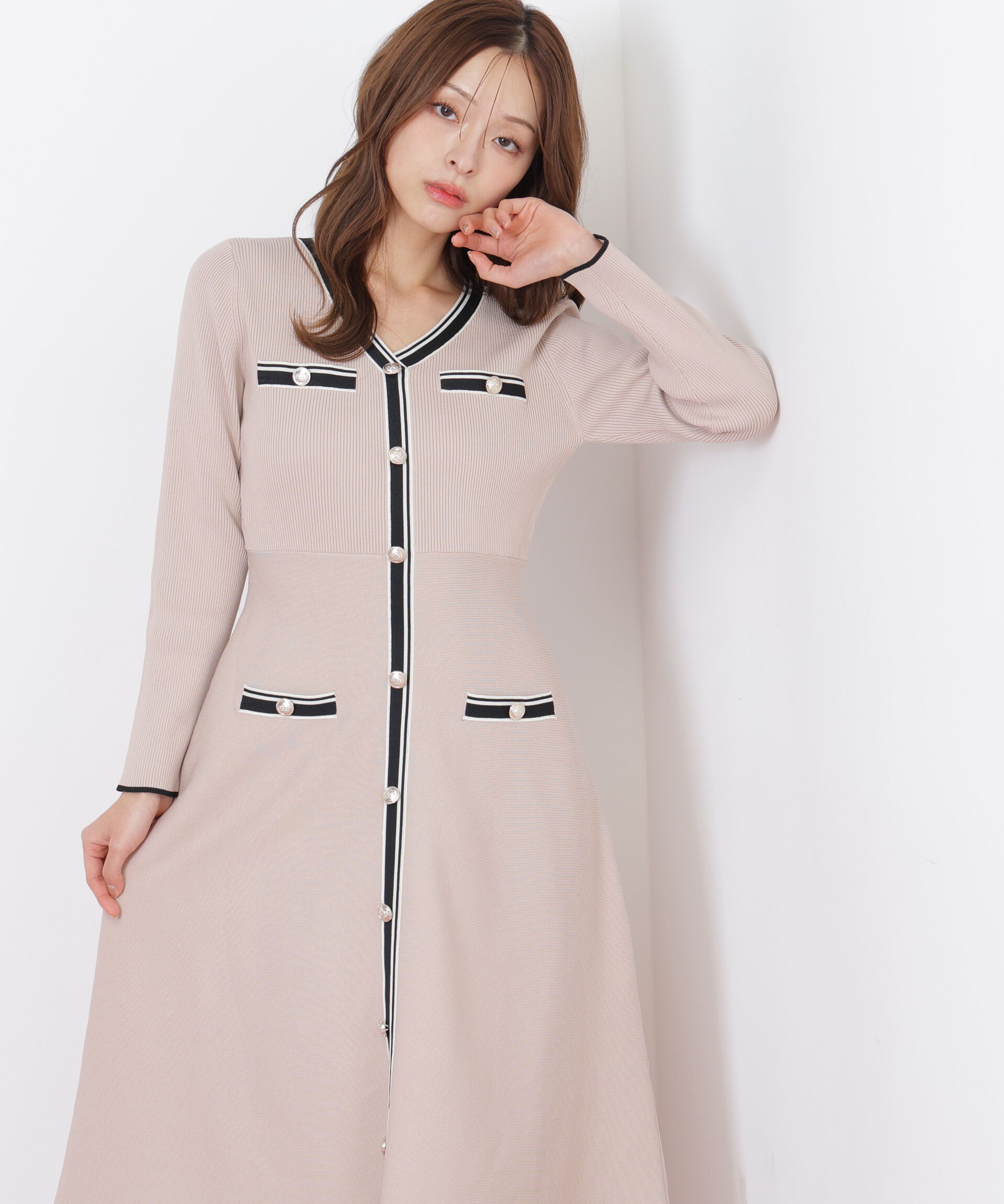  「Vネック配色ラインフレアワンピース」|ワンピース|