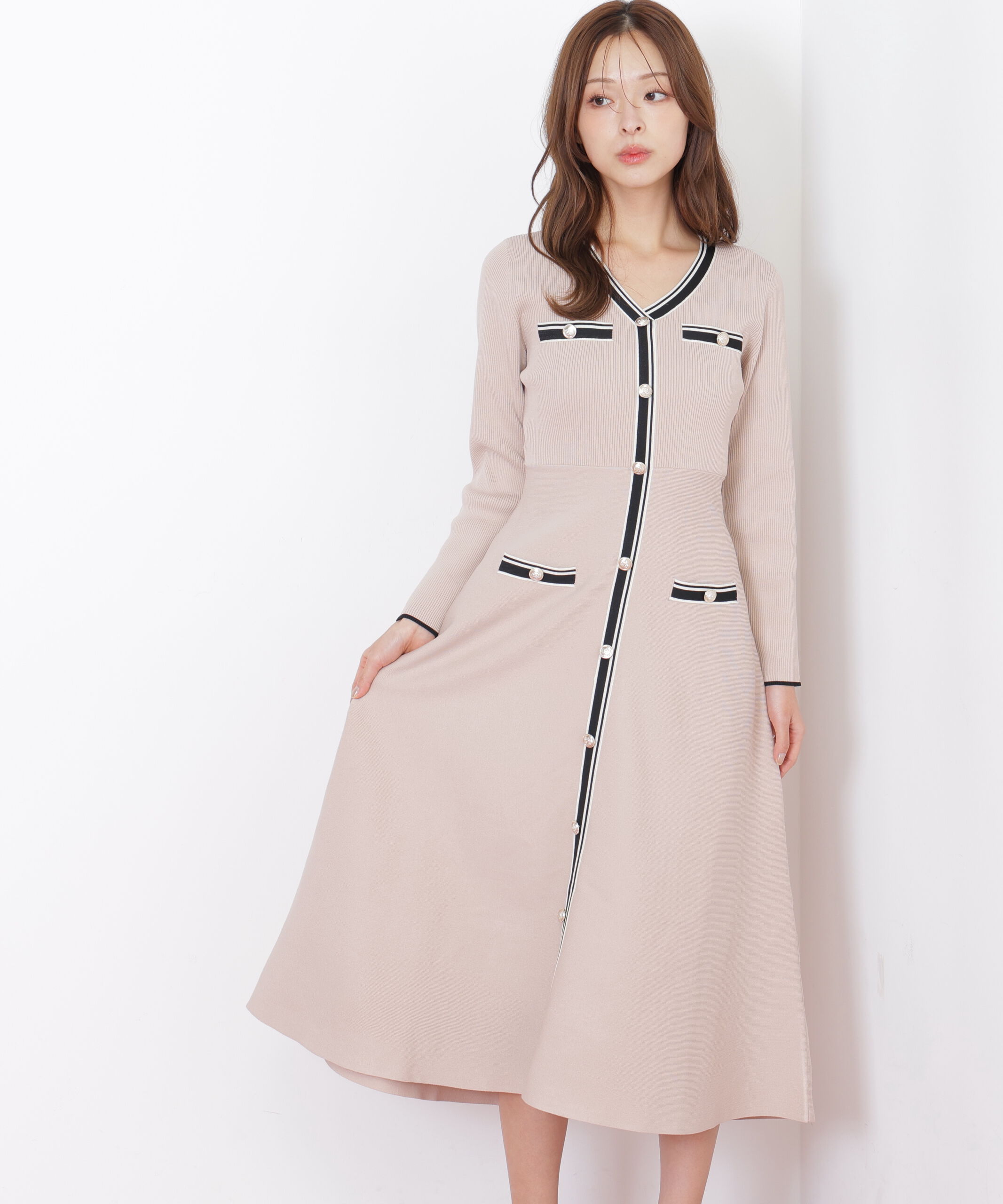  「Vネック配色ラインフレアワンピース」|ワンピース|