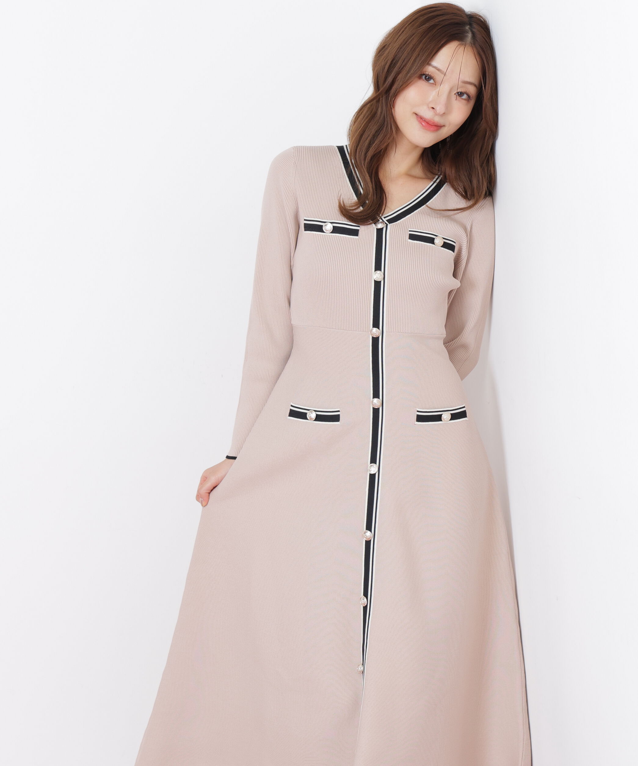  「Vネック配色ラインフレアワンピース」|ワンピース|