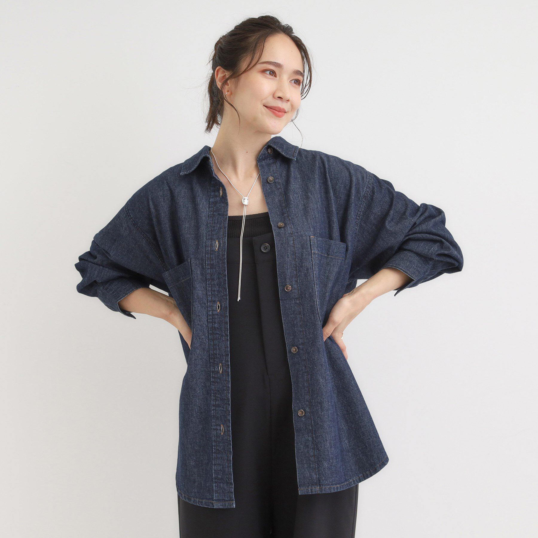 SHOO･LA･RUE「【S-LL】こなれ感をプラスする BIGポケットデニムシャツ」|シャツ・ブラウス|