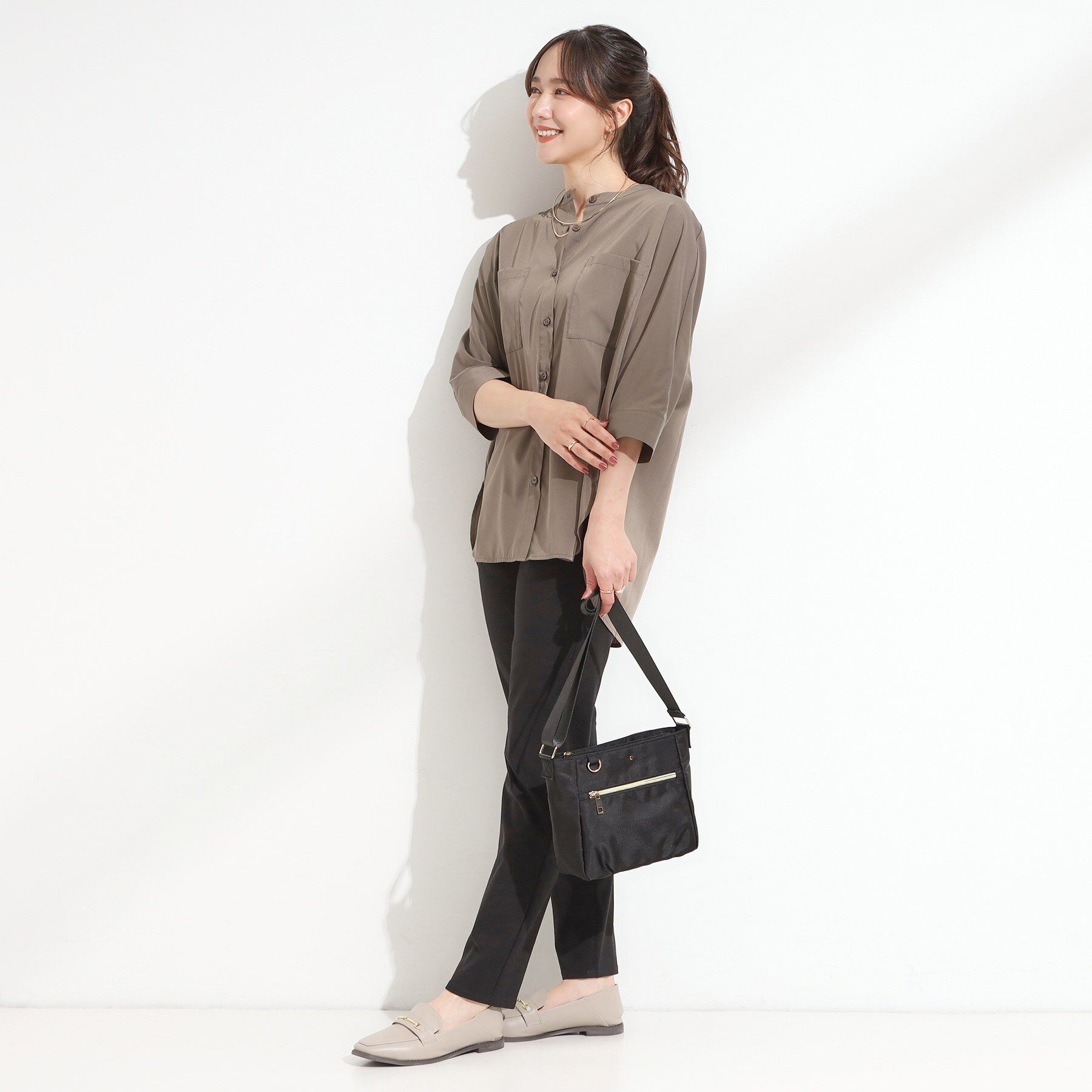 SHOO･LA･RUE「【撥水】フロントファスナーポケットショルダー」|ショルダー・メッセンジャー|