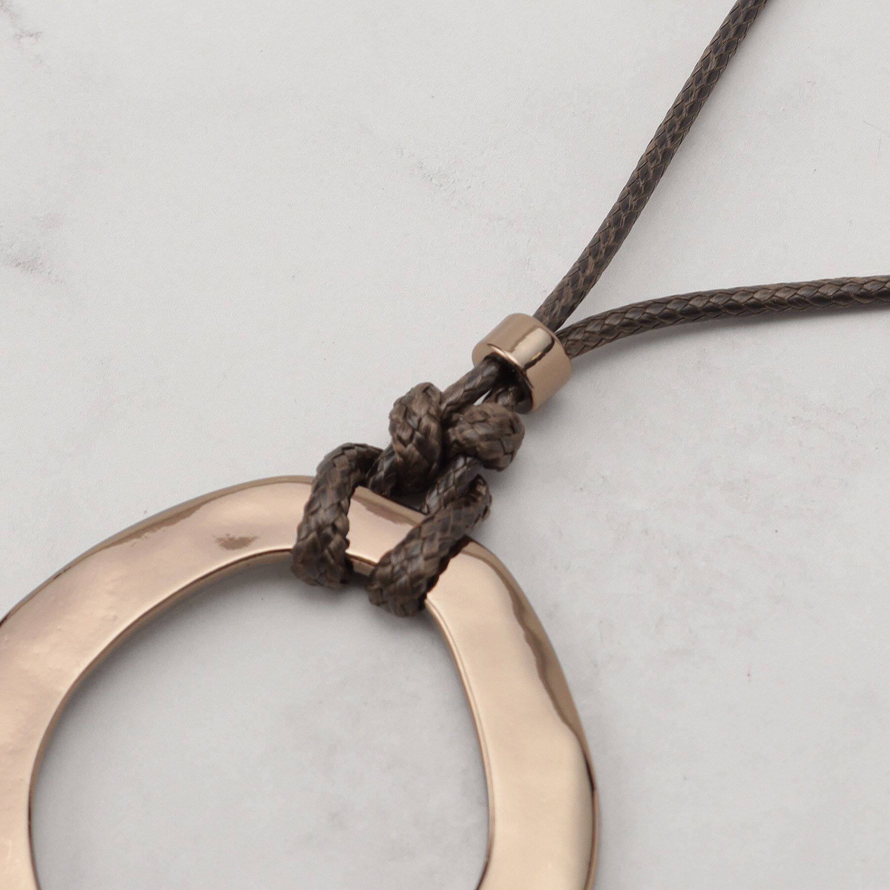 SHOO･LA･RUE「オープンリングひもネックレス」|ネックレス|